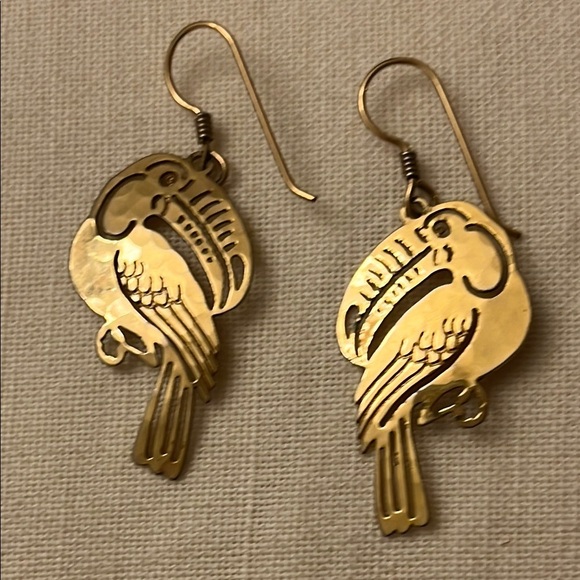 Vintage Gold Plated Toucan Earrings Wild Bryde - Picture 1 of 3